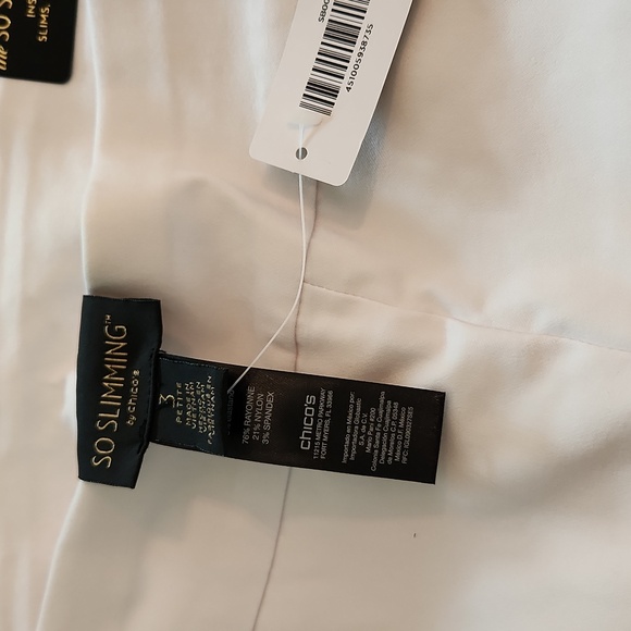 Chicos Brand Plus Sized Petite Capris - Picture 7 of 8